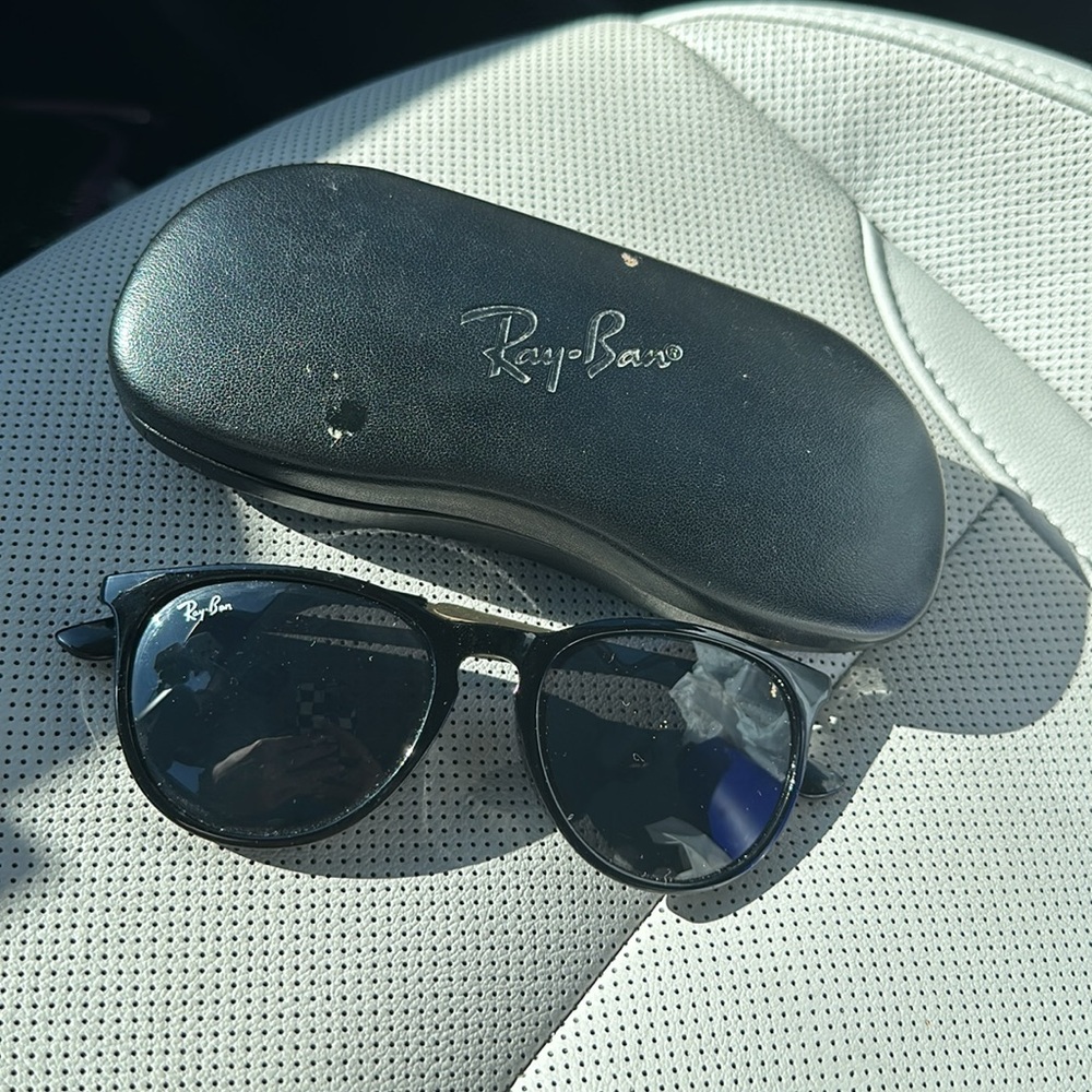 Rayban Ericka Sunglasses RB4171 - Picture 11 of 11